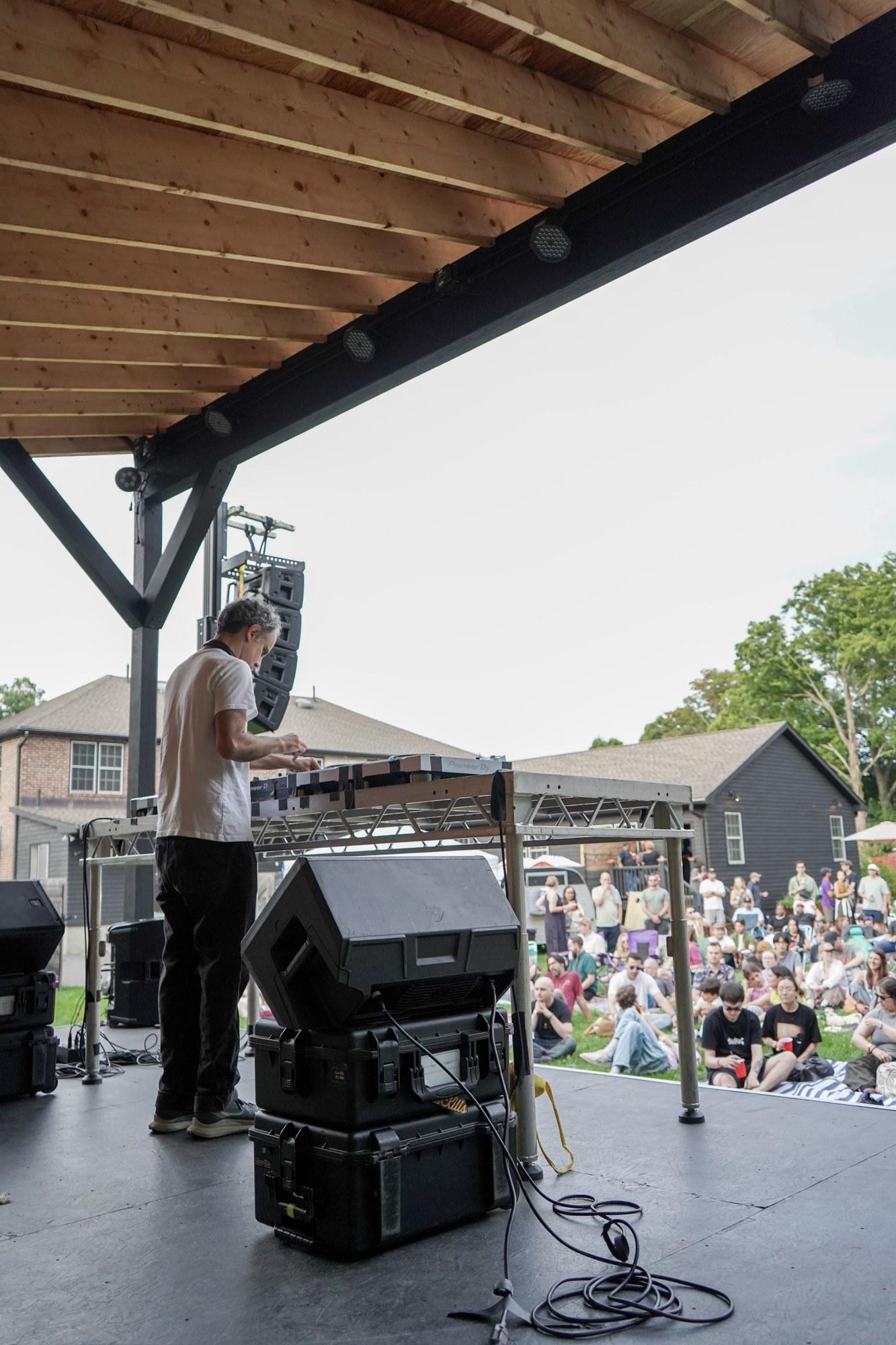 FOUR TET - PALENVILLE feature photo