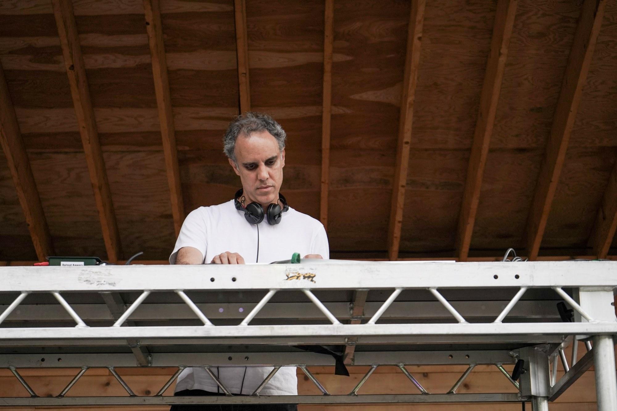 FOUR TET - PALENVILLE photo 16