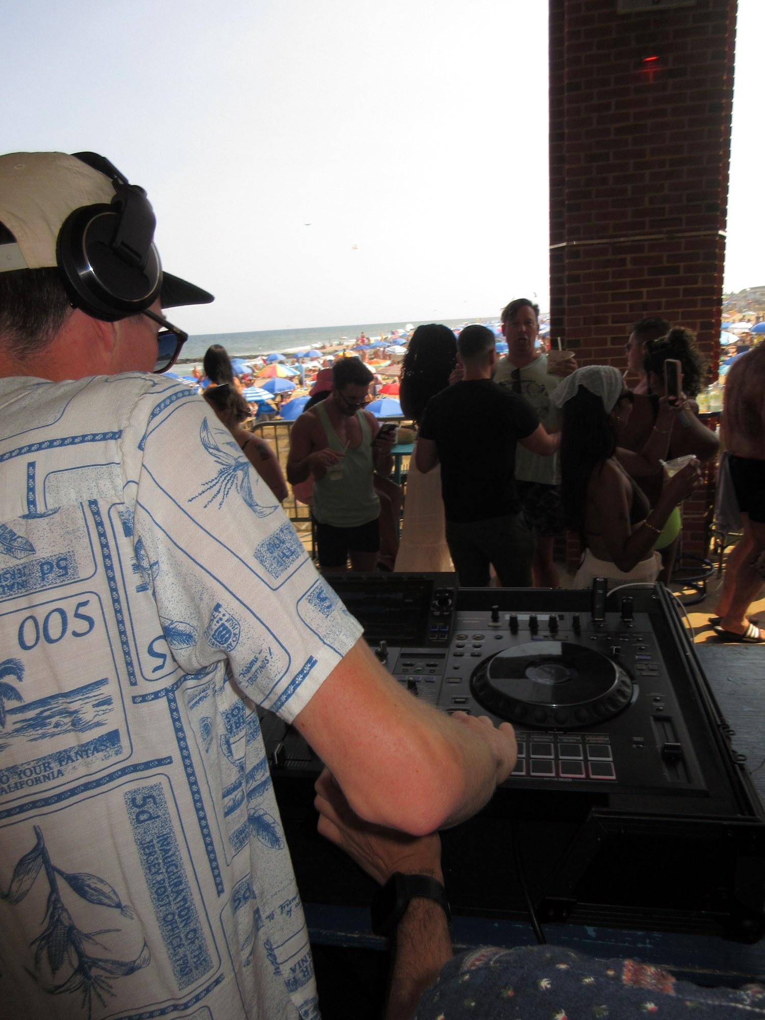 BEACH BAR photo 5