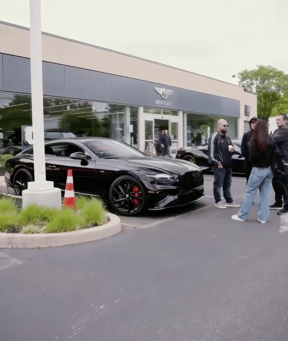 Cars & Social - Bentley photo 1